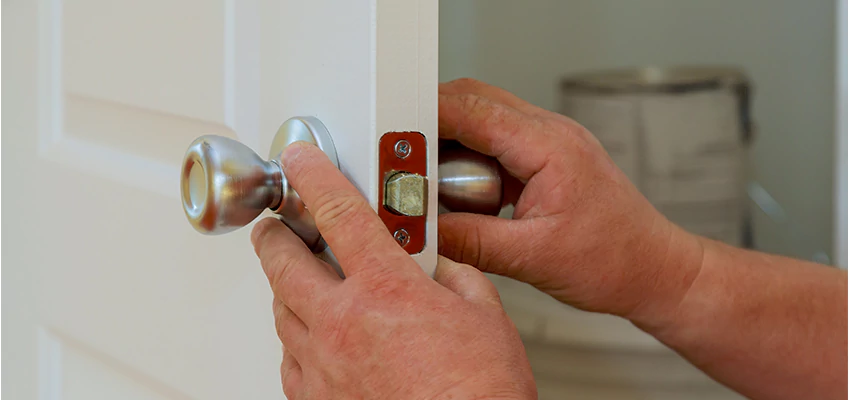 AAA Locksmiths For lock Replacement in Ukiah, California